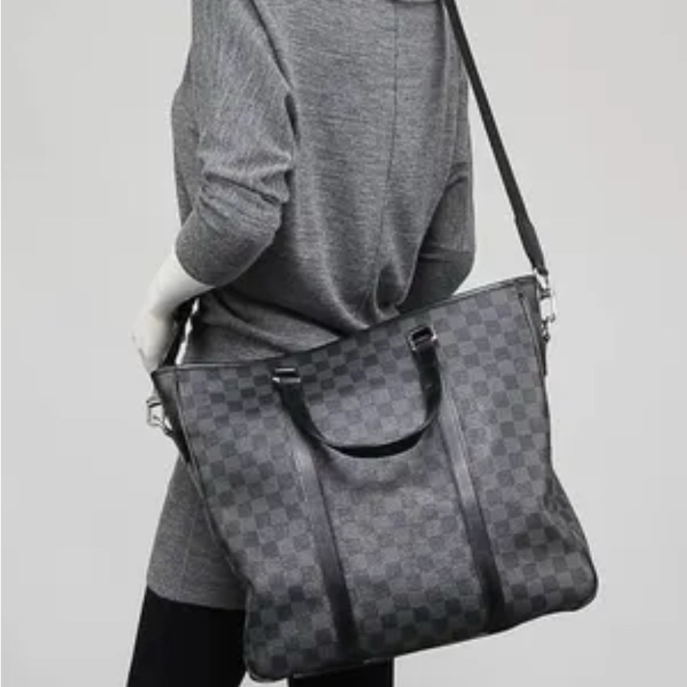 Louis Vuitton Graphite Damier Canvas Bag Retail $1800 - Picture 2 of 9